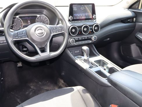 Used 2024 Nissan Sentra SV FWD image 4