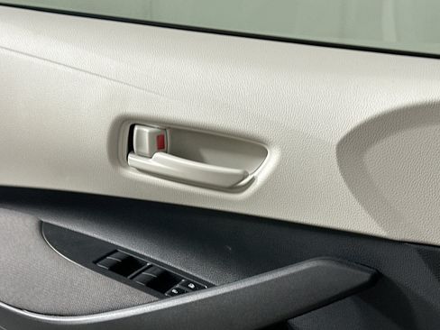 Used 2026 Toyota Corolla LE FWD image 15