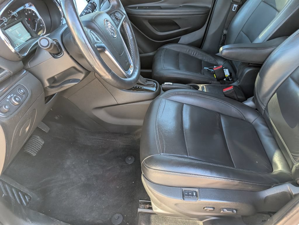 Used 2018 Buick Encore Essence FWD image 9