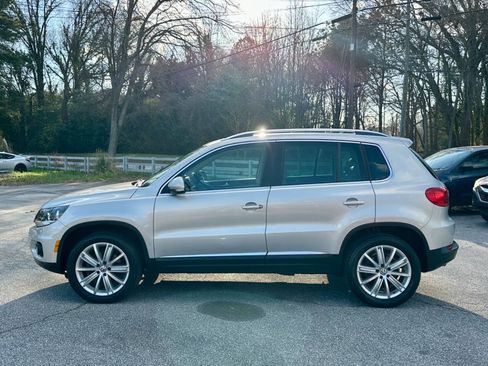 Used 2013 Volkswagen Tiguan SE image 4