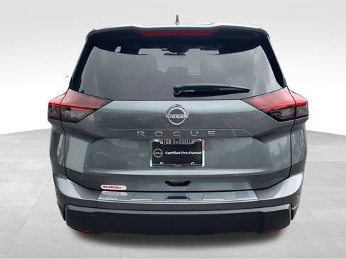 Used 2026 Nissan Rogue SV w/ Cold Weather Package FWD image 5
