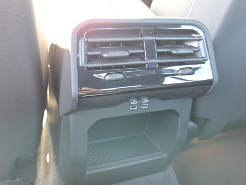 New 2026 BMW 530i w/ M Sport Package RWD image 23