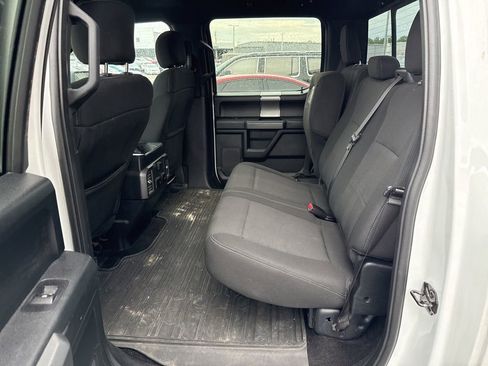 Used 2017 Ford F150 XLT w/ Equipment Group 302A Luxury AWD/4WD image 8