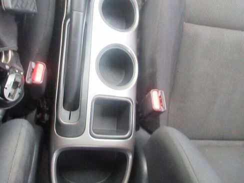 Used 2014 Nissan Juke S image 28