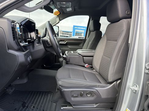 Used 2025 Chevrolet Silverado 2500 LT w/ Safety Package image 16