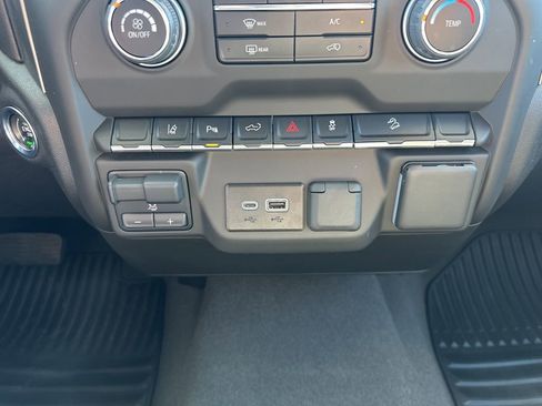 Used 2024 Chevrolet Silverado 2500 Custom w/ Custom Value Package AWD/4WD image 6