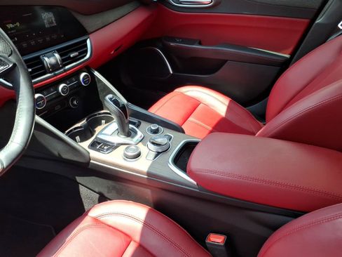 Used 2020 Alfa Romeo Giulia Ti w/ Active Blind Spot Package RWD image 22
