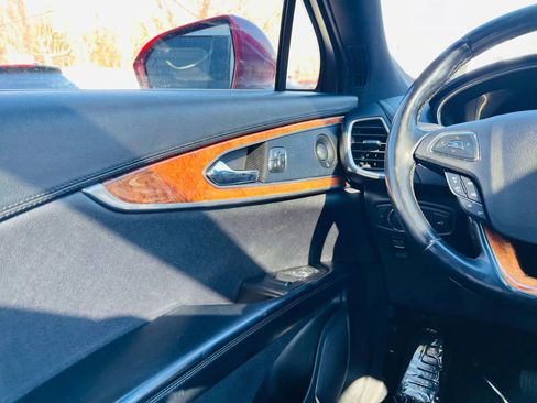 Used 2016 Lincoln MKX Select w/ Select Plus Package image 27