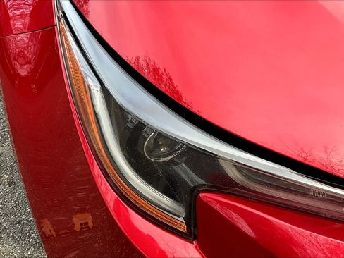 Certified 2020 Toyota Corolla LE image 24