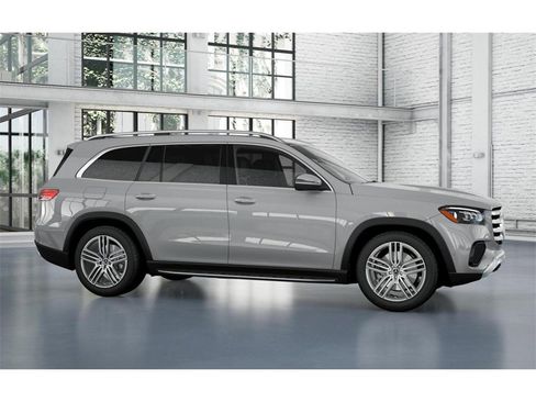 New 2026 Mercedes-Benz GLS 450 4MATIC image 14