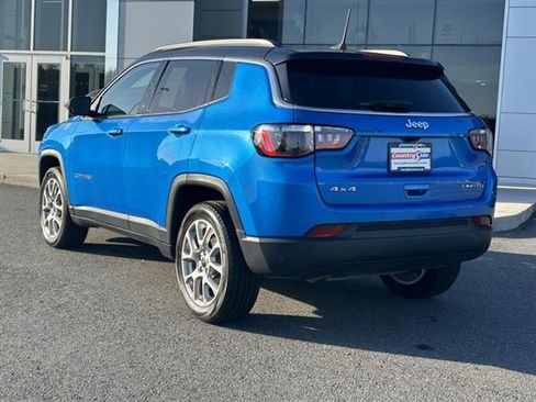 Used 2025 Jeep Compass Limited image 5