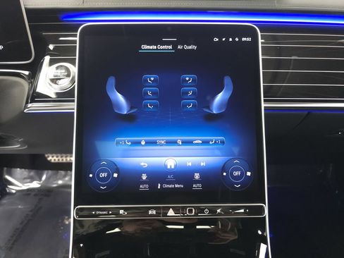 Used 2023 Mercedes-Benz S 580 4MATIC Sedan image 18