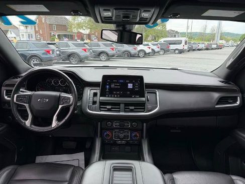 Used 2021 Chevrolet Tahoe Z71 w/ Luxury Package AWD/4WD image 14