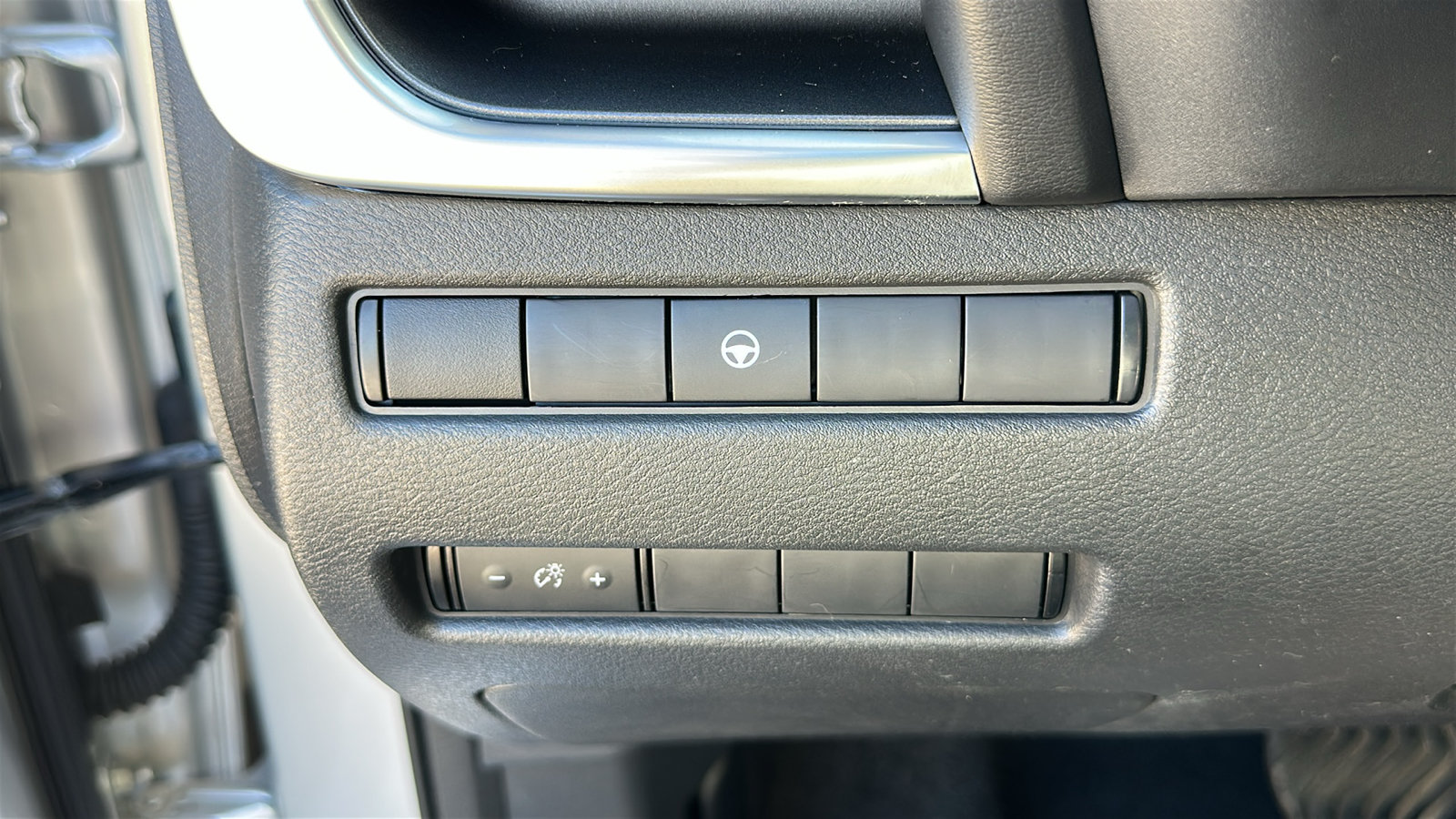 Certified 2022 Nissan Rogue SV AWD/4WD image 13