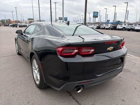 Used 2020 Chevrolet Camaro LT image 5
