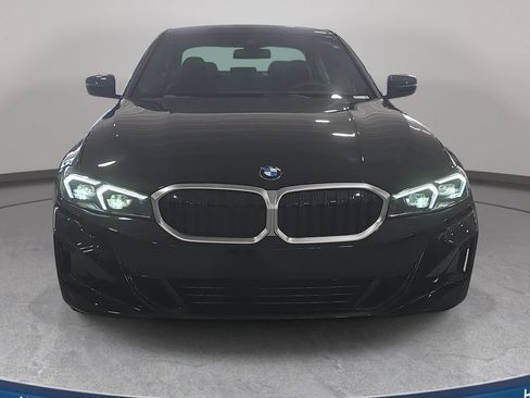 Used 2026 BMW 330i Sedan w/ Convenience Package RWD image 3