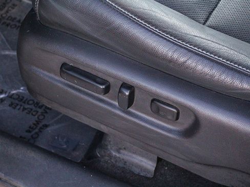 Used 2016 Honda Pilot Elite image 24