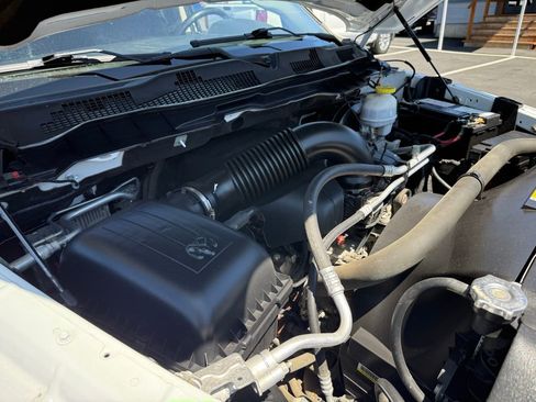 Used 2017 RAM 1500 Sport image 34