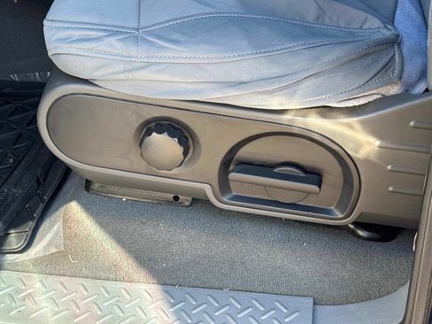 Used 2007 Ford F150 XLT image 19