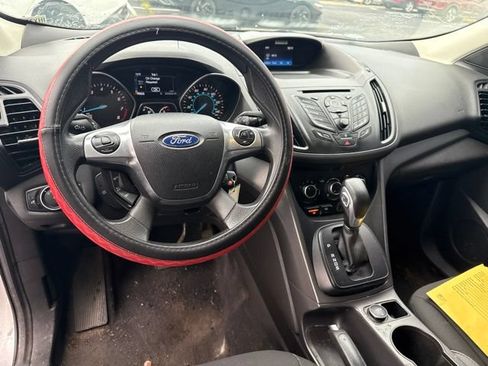 Used 2016 Ford Escape S FWD image 15