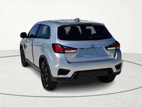 Used 2025 Mitsubishi Outlander Sport LE image 5
