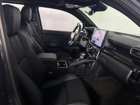 Used 2026 Toyota 4Runner Limited AWD/4WD image 16