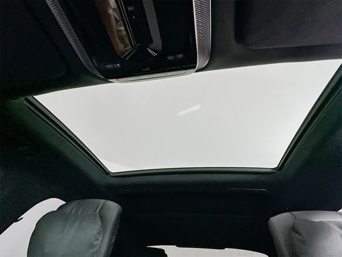 Used 2021 Mercedes-Benz S 580 4MATIC Sedan w/ AMG Line image 24