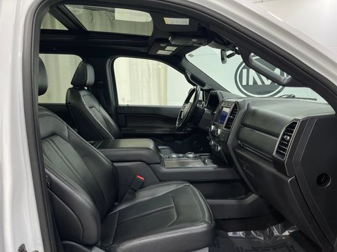 Used 2021 Ford Expedition Max Limited AWD/4WD image 34