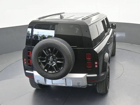 Used 2025 Land Rover Defender 110 S AWD/4WD image 56