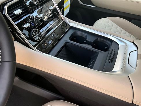 New 2026 Nissan Armada Platinum Reserve AWD/4WD image 7