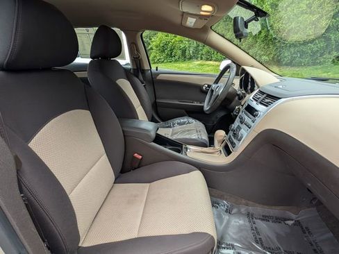 Used 2012 Chevrolet Malibu LS FWD image 12