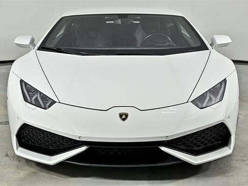 Used 2016 Lamborghini Huracan LP 610-4 AWD/4WD image 4
