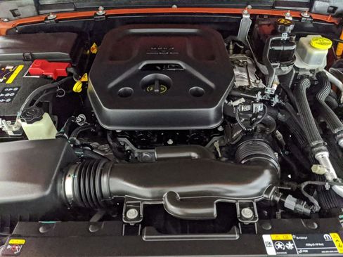 Used 2023 Jeep Wrangler Unlimited image 23