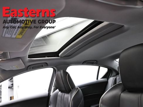 Used 2020 Acura ILX w/ Premium Package image 37