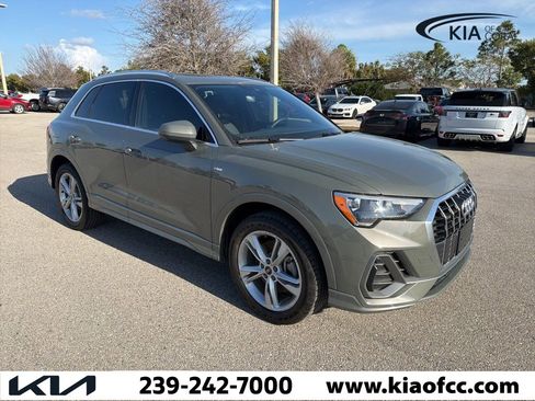 Used 2022 Audi Q3 2.0T Premium w/ Convenience Package image 9