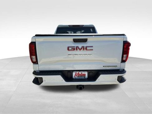 Used 2025 GMC Sierra 1500 Elevation w/ Elevation Premium Package AWD/4WD image 7