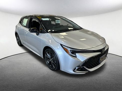 New 2026 Toyota Corolla XSE FWD image 2