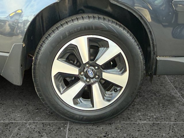 Used 2018 Subaru Forester 2.5i Premium AWD/4WD image 19