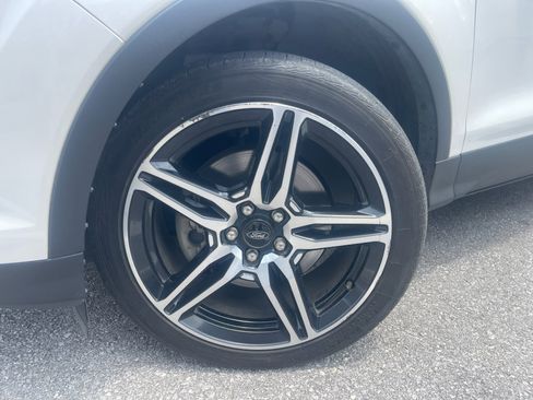 Used 2019 Ford Escape SEL AWD/4WD image 8