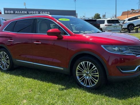 Used 2016 Lincoln MKX Reserve FWD image 9