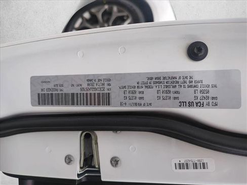 Used 2018 Chrysler 300 S image 24