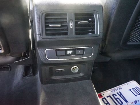 Used 2021 Audi Q5 2.0T Premium Plus image 17