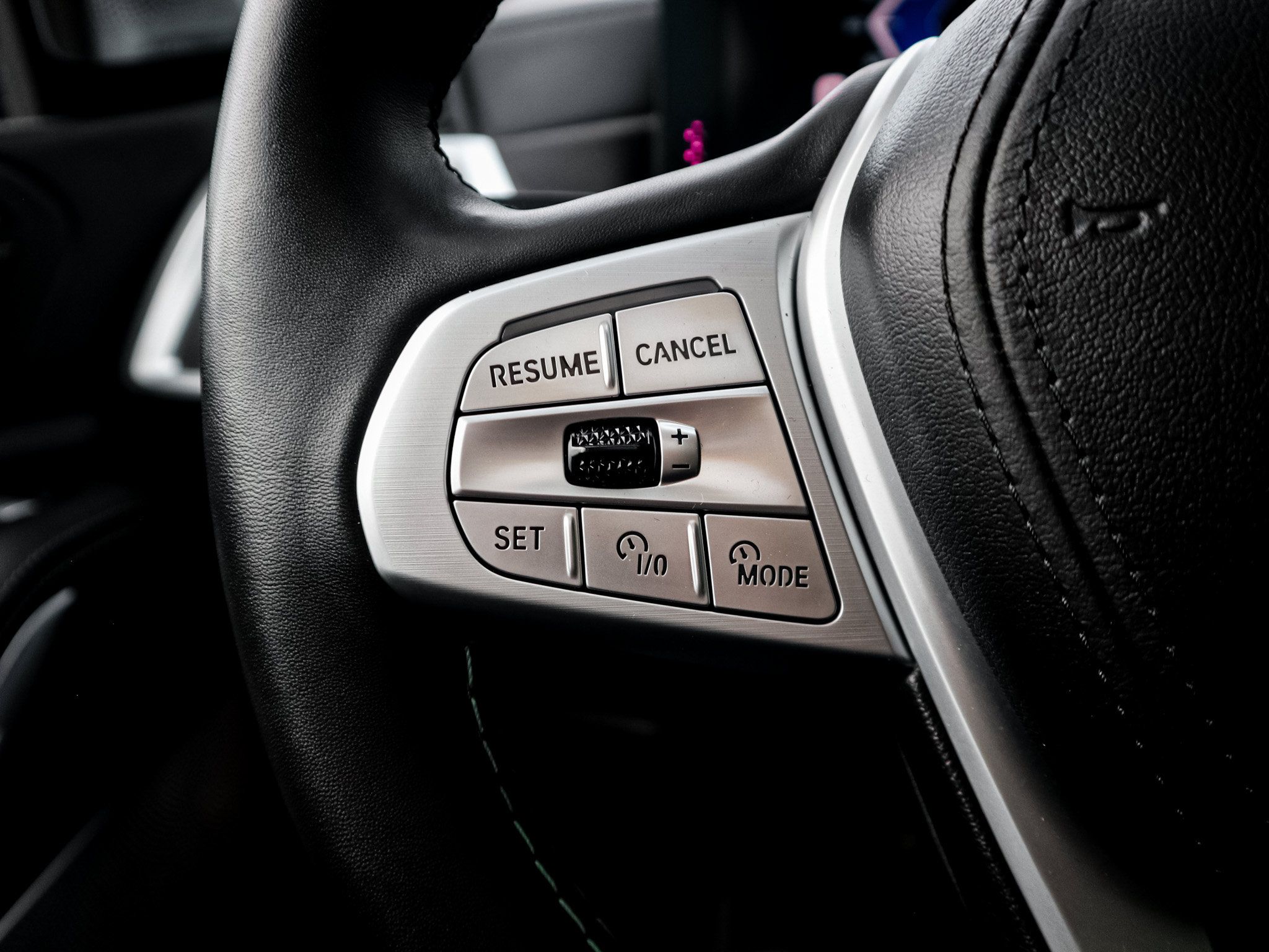 Used 2025 BMW ALPINA XB7 AWD/4WD image 19
