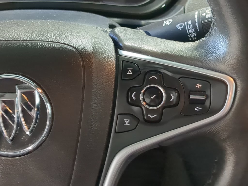 Used 2016 Buick Regal Premium FWD image 30
