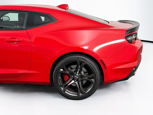 Used 2023 Chevrolet Camaro SS RWD image 38