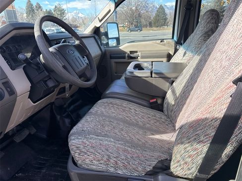 Used 2010 Ford F350 4x4 Crew Cab Super Duty image 8