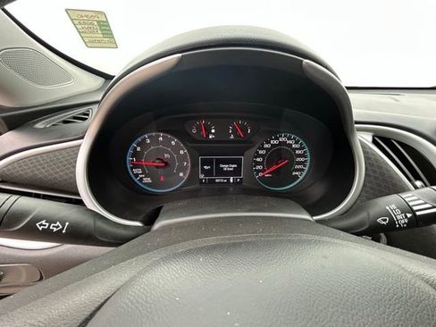 Used 2022 Chevrolet Malibu LT image 11