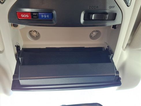 Used 2020 Subaru Outback Premium image 14