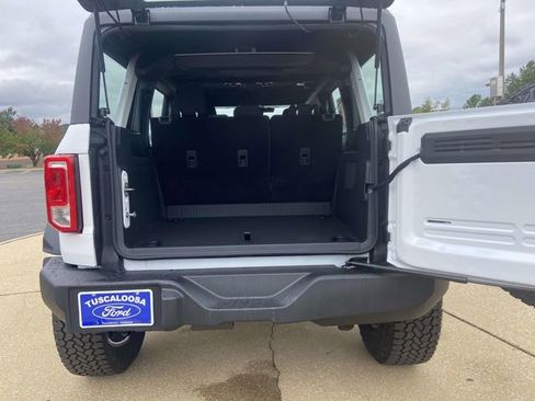 New 2025 Ford Bronco 4-Door w/ Sasquatch Package AWD/4WD image 9