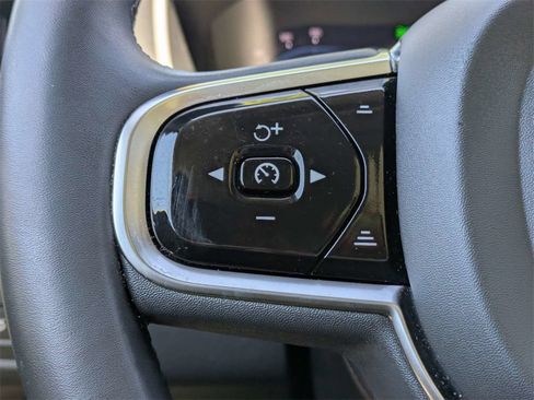 Used 2023 Volvo XC60 B5 Plus w/ Climate Package image 35